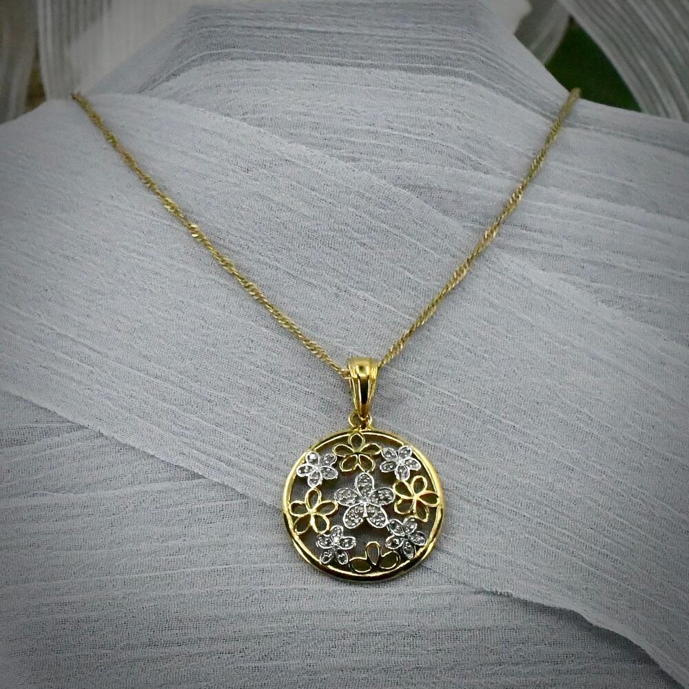 DC 925 Sterling Silver Gold Tone Diamond Accent Floral Circle Pendant Necklace